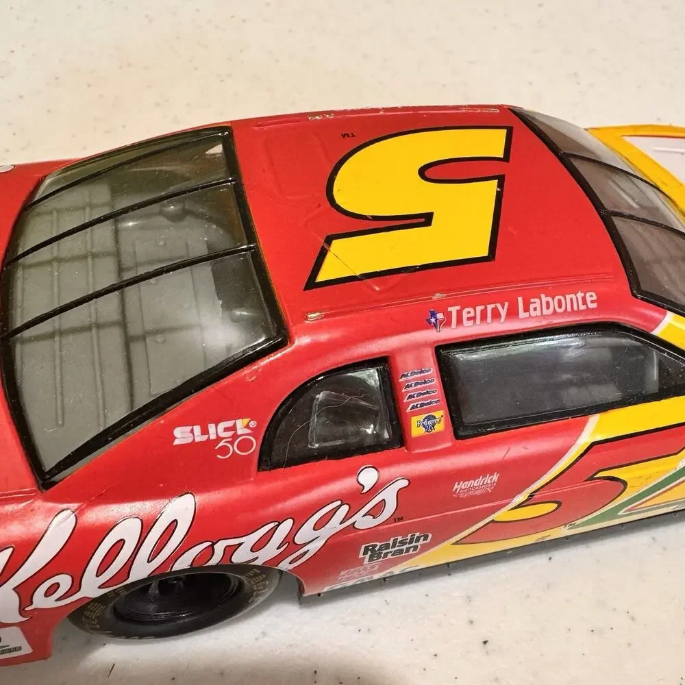 Nascar 1992 Monte Carlo #5 Kellogg's Car Terry Labonte Racing Champions Die Cast